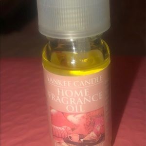 Retired Yankee candle home sweet home fragrance oil